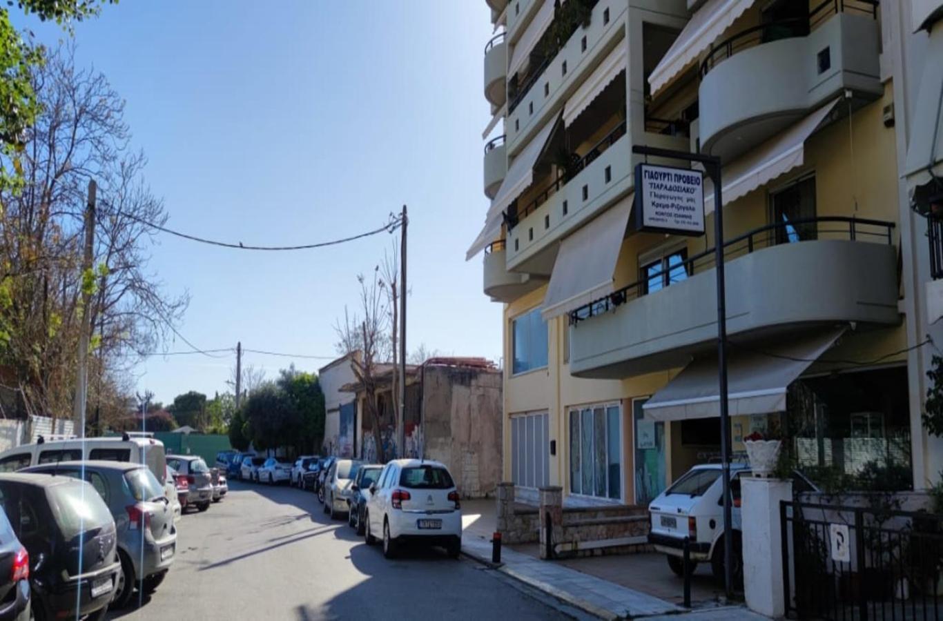 Apartment In A Quiet Location. Атина Екстериор снимка