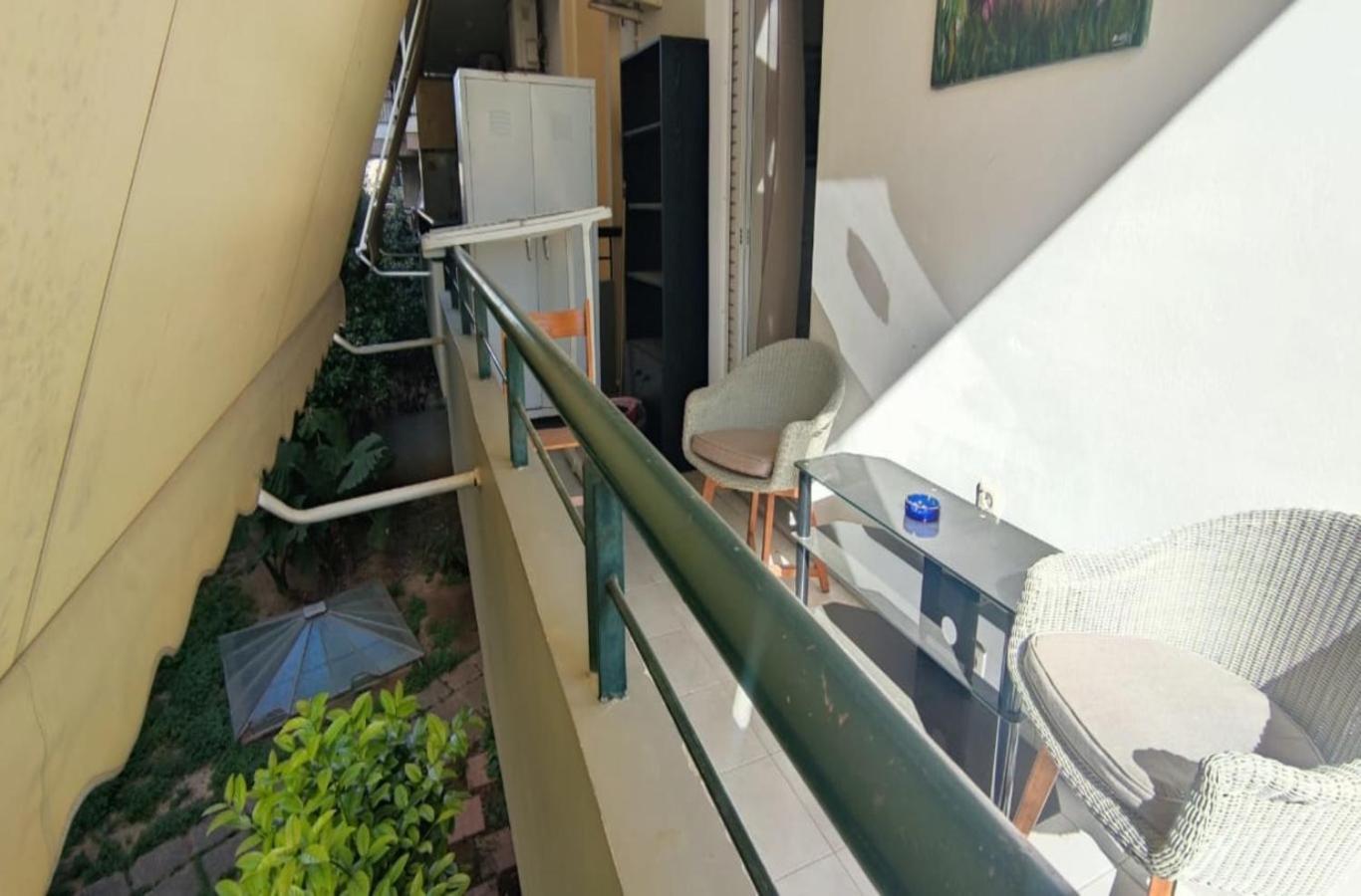 Apartment In A Quiet Location. Атина Екстериор снимка